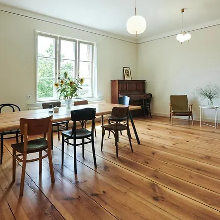 Hajovna U Bazantnice מלון דירות